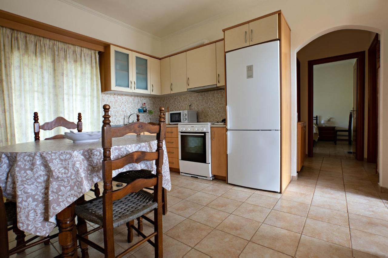 סיבוטה Nikki'S Family Apartments מראה חיצוני תמונה